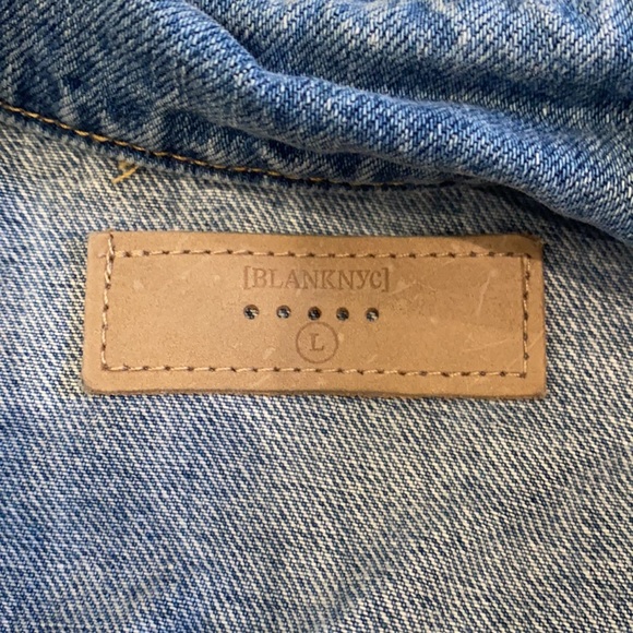 Woman’s Jean jacket size Large (BlankNYC) tide die - Picture 2 of 3